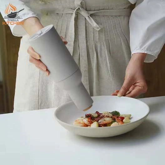 Electric Salt & Pepper Grinder – Automatic Battery-Powered Spice Mill