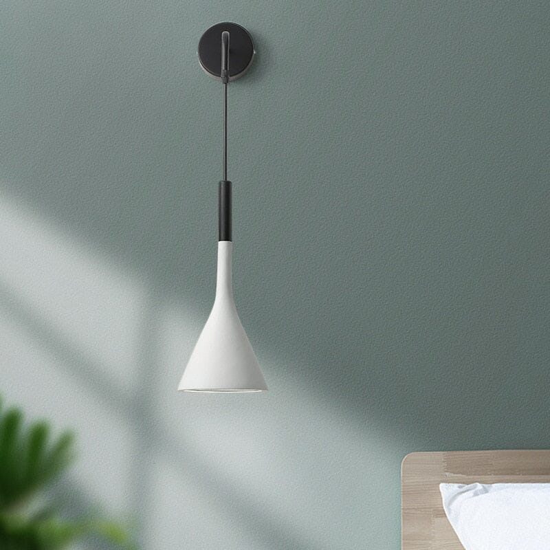 Lantern Sleek Wall Lamp