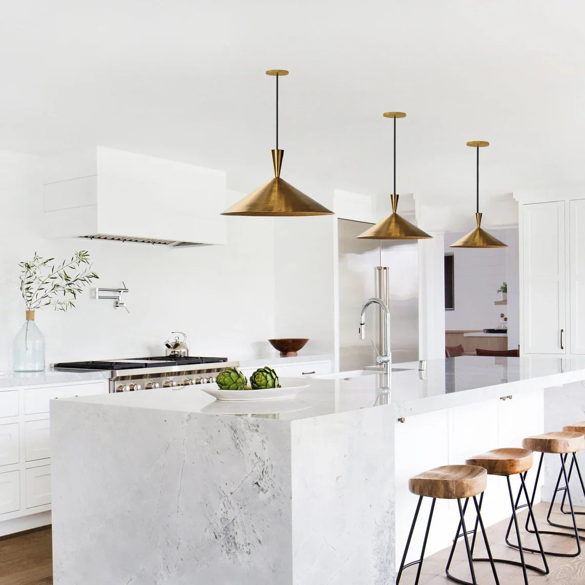 Brass Elegant Pendant Light